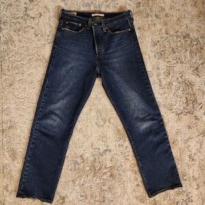 Levi's Wedgie Straight Size 28